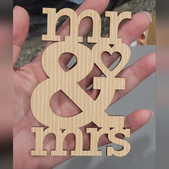 Mr & Mrs Wood Craft Piece - Picture 1 of 3